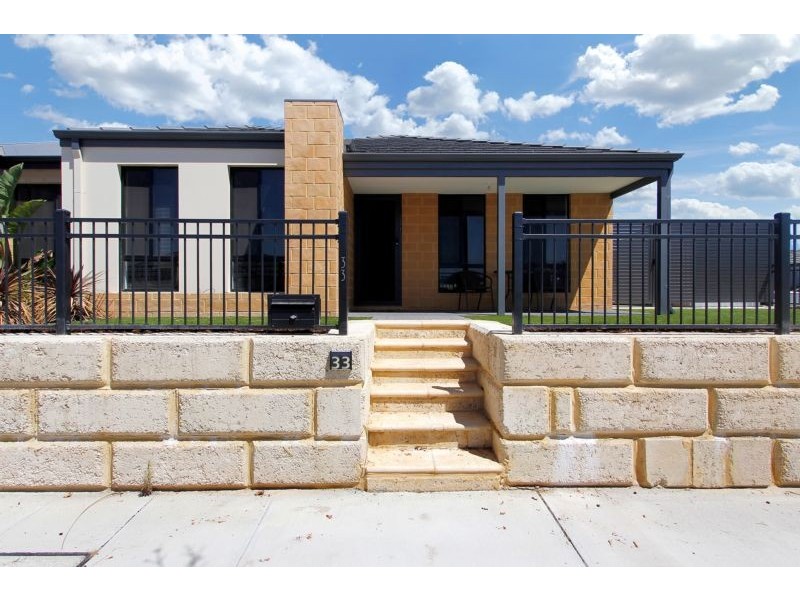 33 Cochrane Loop, Aveley WA 6069