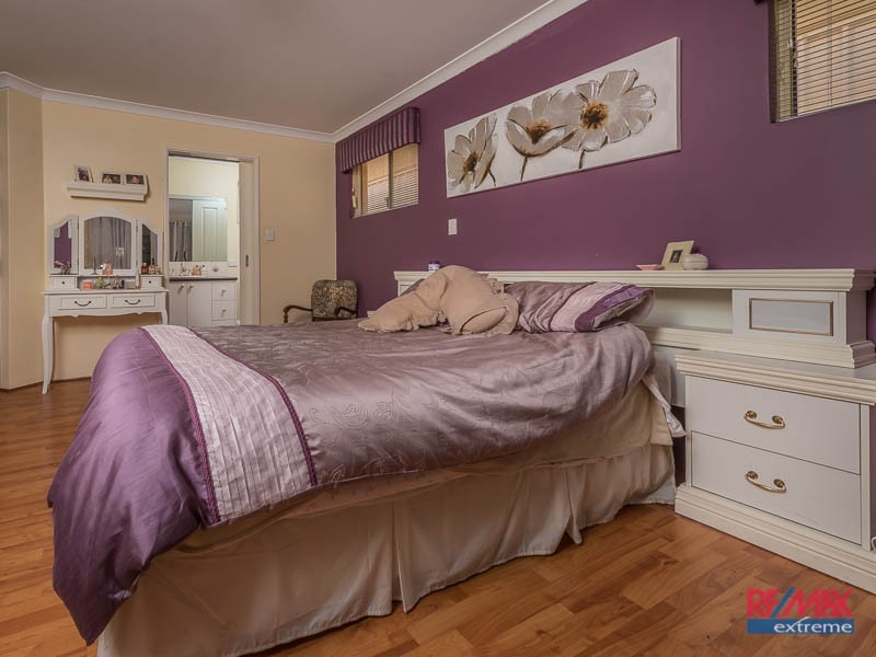 27 Phoenix Terrace, Hocking WA 6065