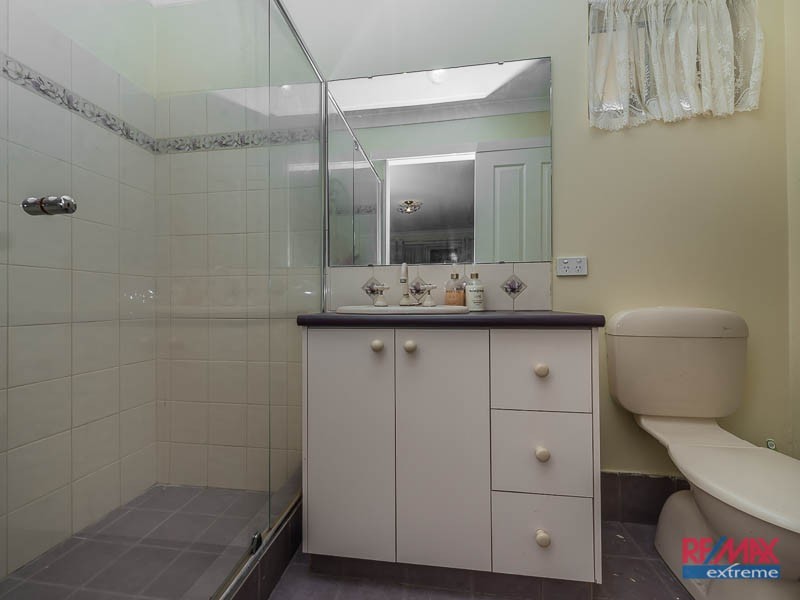 27 Phoenix Terrace, Hocking WA 6065