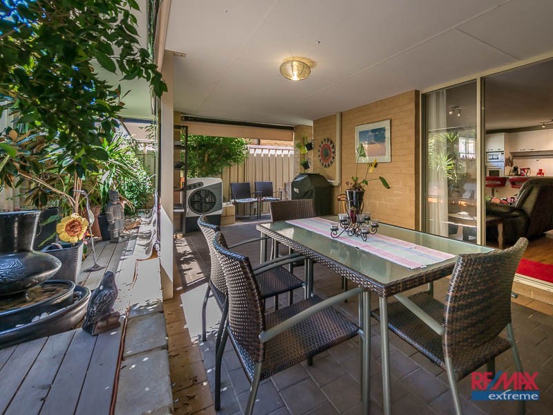 27 Phoenix Terrace, Hocking WA 6065