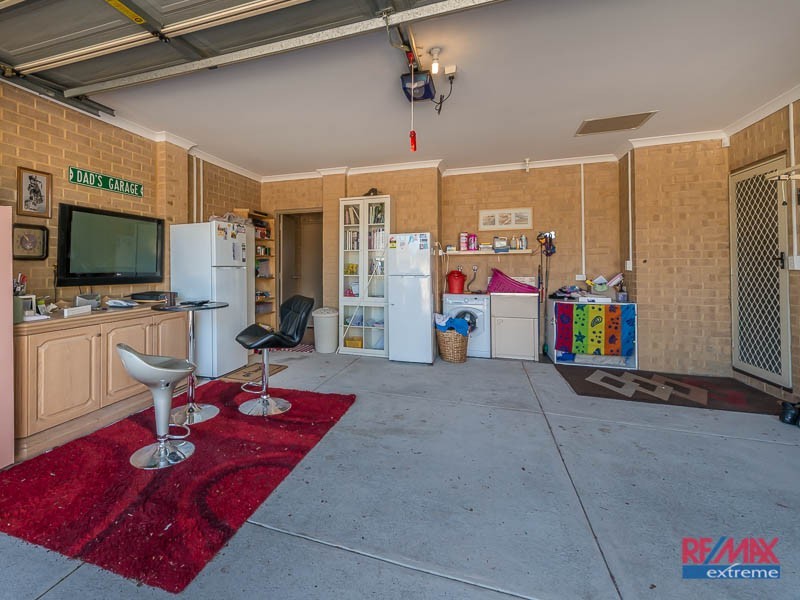 27 Phoenix Terrace, Hocking WA 6065