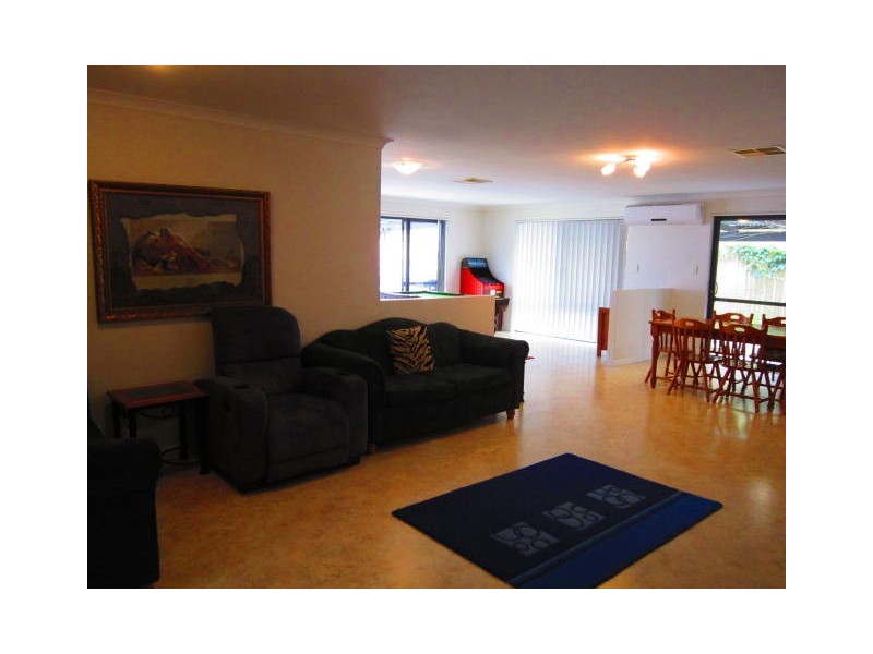 29 Vinciullo Way, Sinagra WA 6065