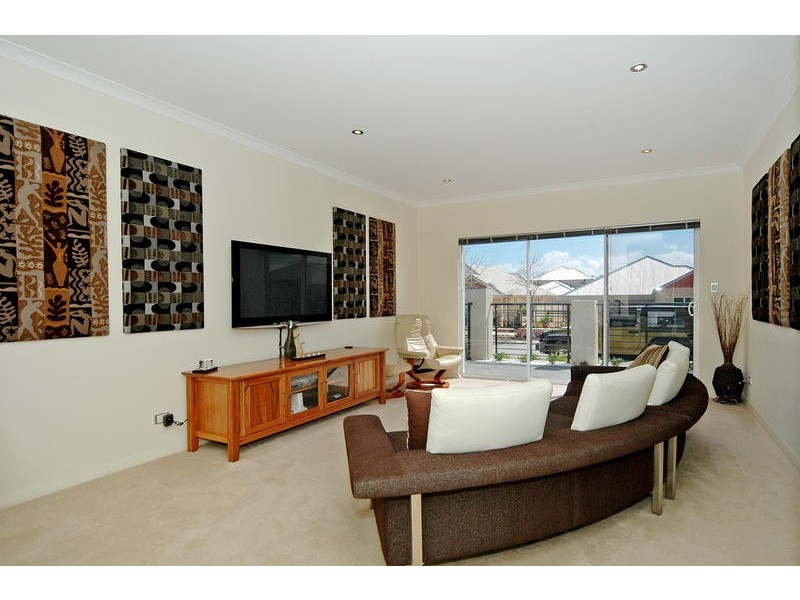 51 Gaudi Way, Clarkson WA 6030