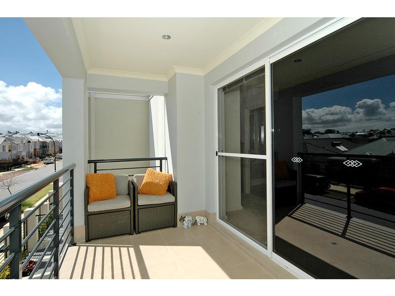 51 Gaudi Way, Clarkson WA 6030