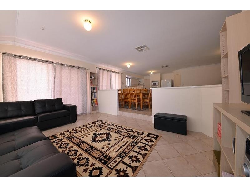 51 Gungurru Avenue, Hocking WA 6065