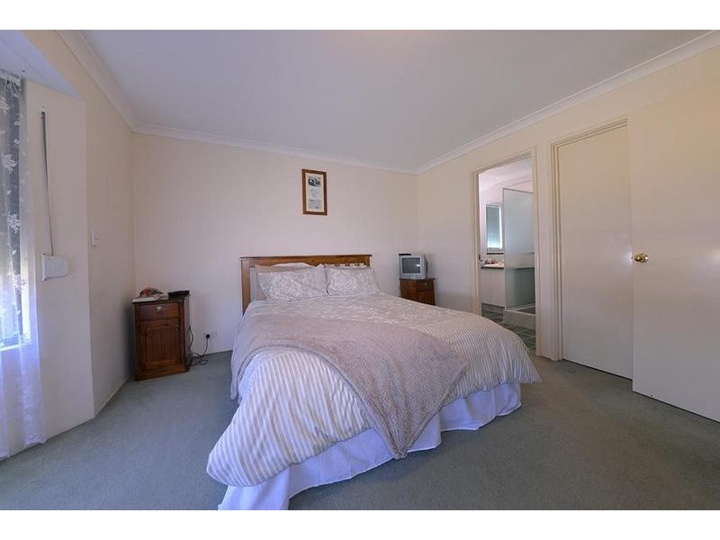 51 Gungurru Avenue, Hocking WA 6065