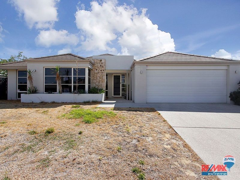 35 Dulegal Way, Aveley WA 6069