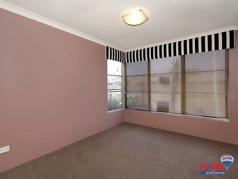 35 Dulegal Way, Aveley WA 6069
