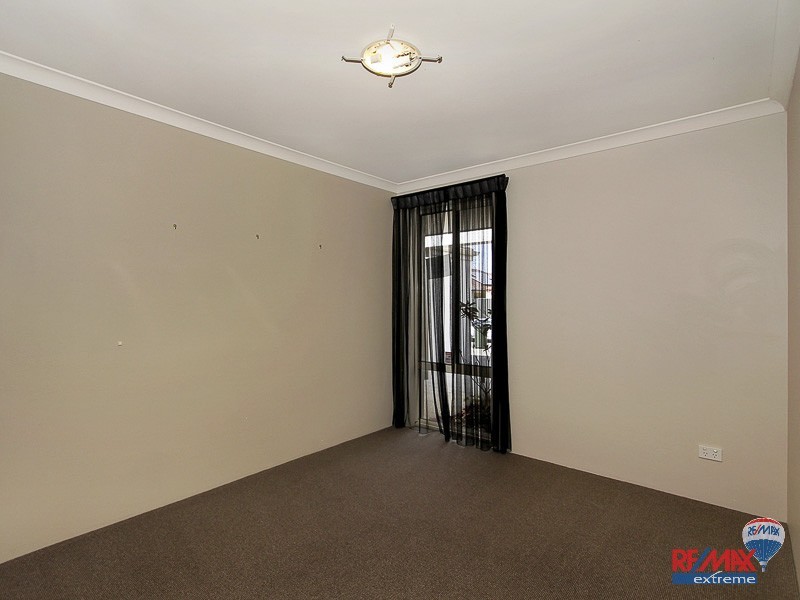35 Dulegal Way, Aveley WA 6069