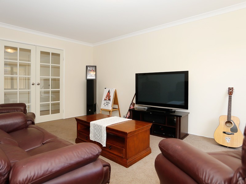 24 Oligantha Elbow, Banksia Grove WA 6031