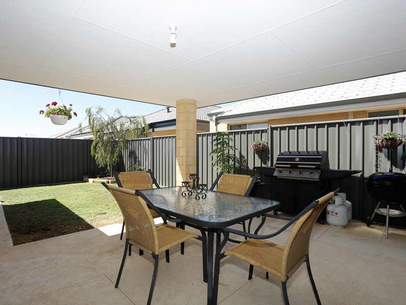24 Oligantha Elbow, Banksia Grove WA 6031