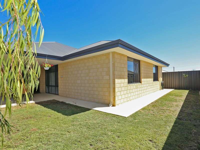 24 Oligantha Elbow, Banksia Grove WA 6031