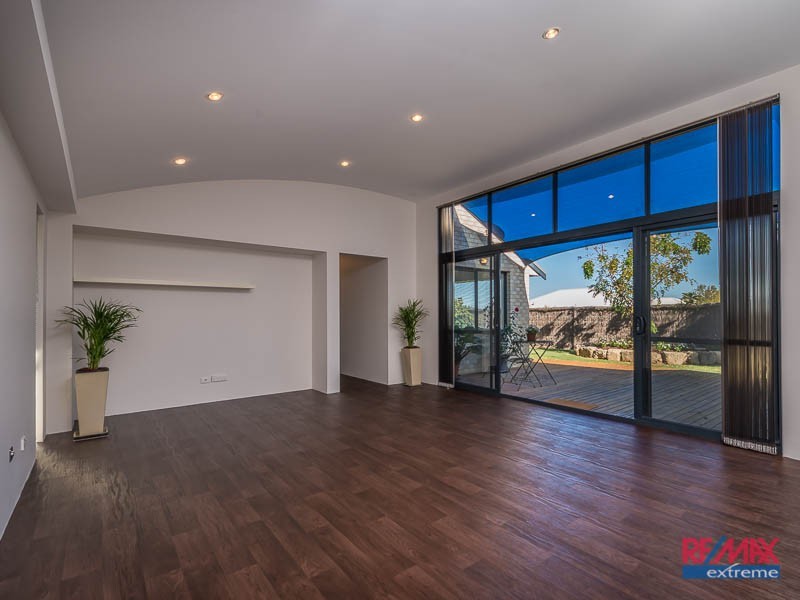 2 Odiham Way, Butler WA 6036