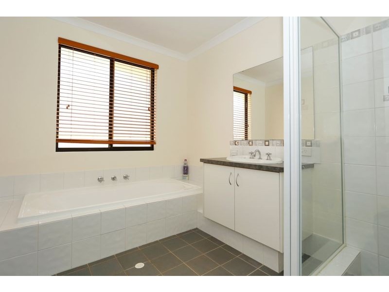 126 Ridgewood Blvd, Ridgewood WA 6030