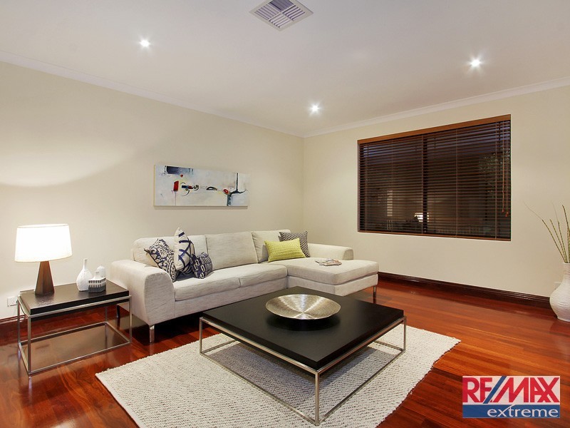 1 Caen Way, Mindarie WA 6030