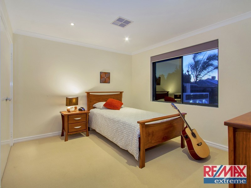1 Caen Way, Mindarie WA 6030