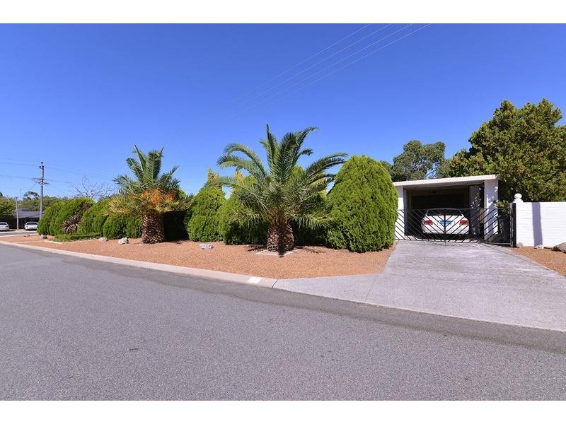 1 Avro Place, Hamersley WA 6022