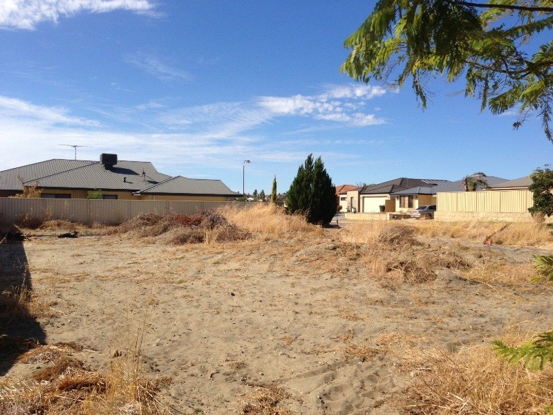 Lot 2414, 168 St Stephens Crescent, Tapping WA 6065