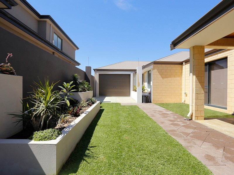 44 Quarram Crescent, Burns Beach WA 6028
