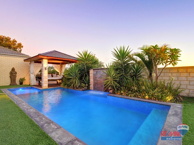 3 Traminer Way, Pearsall WA 6065