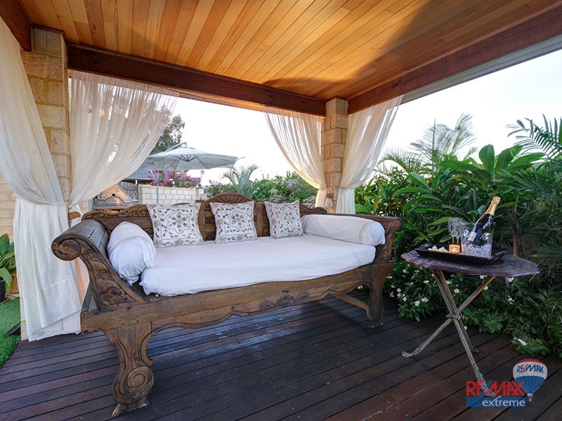 3 Traminer Way, Pearsall WA 6065