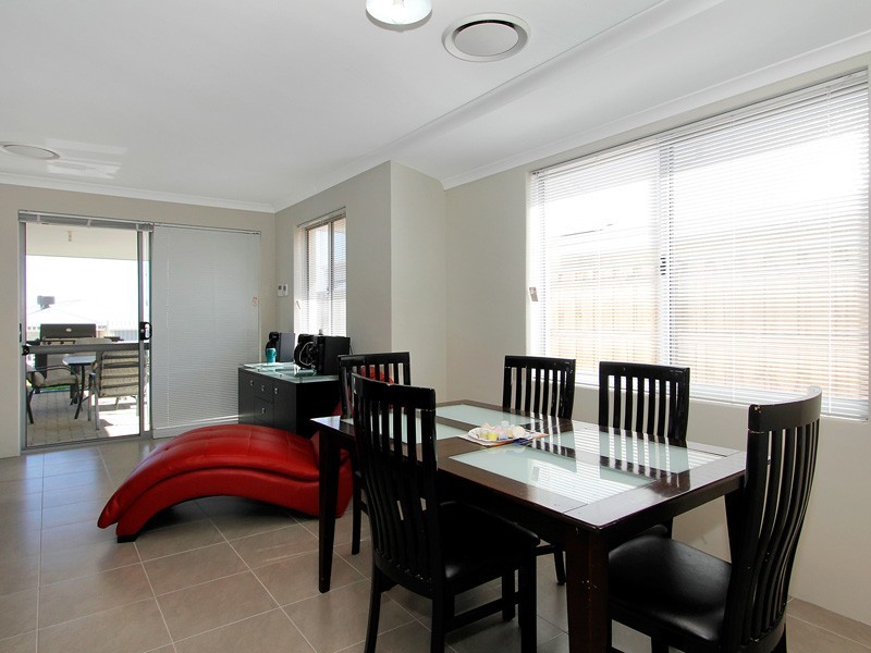 1 Hopbush Lane, Yanchep WA 6035