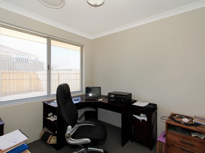 1 Hopbush Lane, Yanchep WA 6035