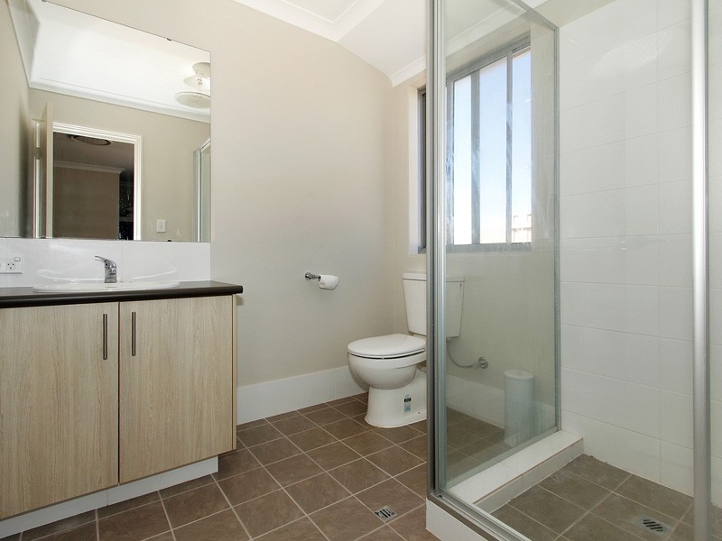 1 Hopbush Lane, Yanchep WA 6035