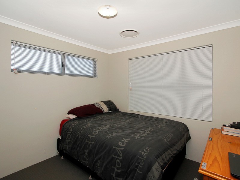 1 Hopbush Lane, Yanchep WA 6035