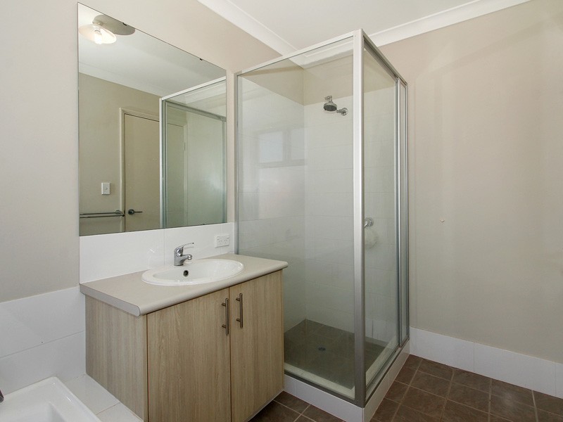 1 Hopbush Lane, Yanchep WA 6035