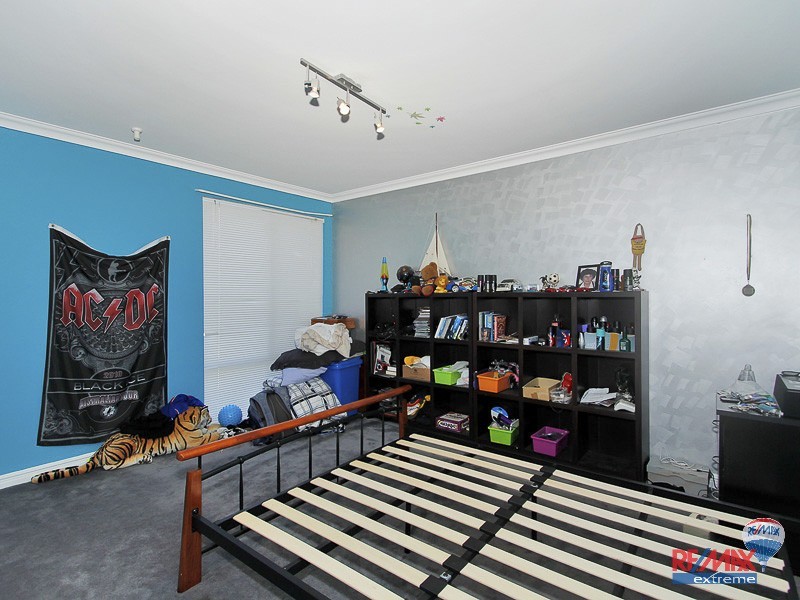 8 Bream Way, Yanchep WA 6035