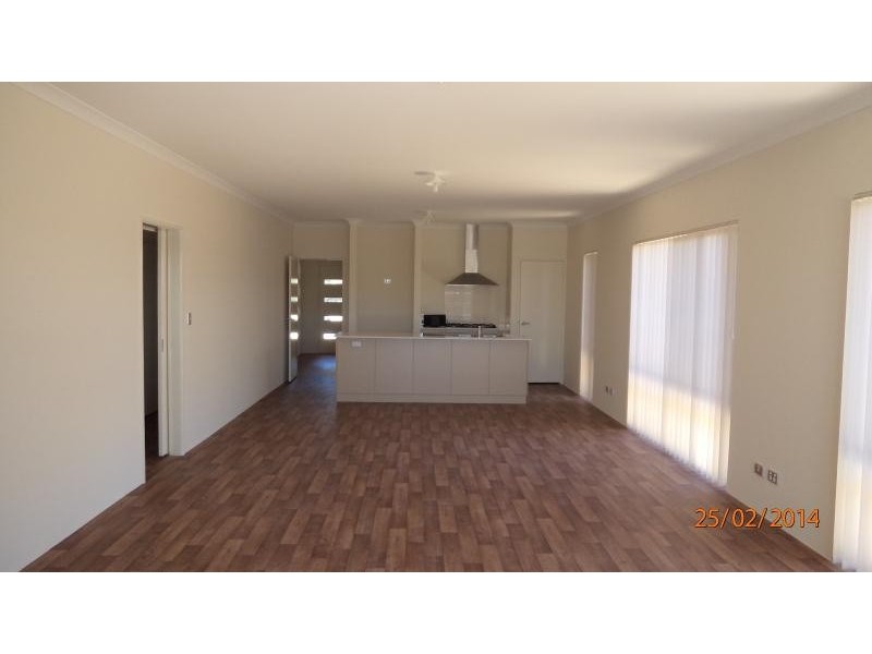 28 Parkland Drive, Yanchep WA 6035