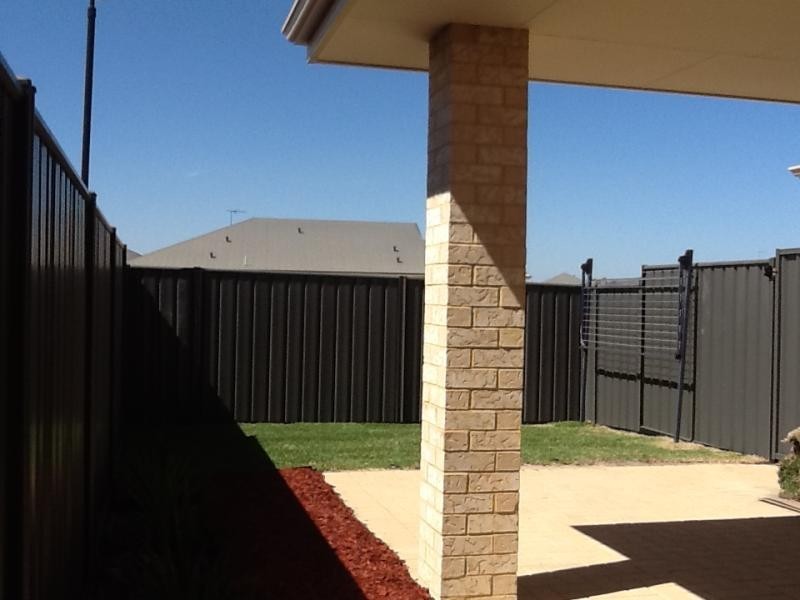 28 Parkland Drive, Yanchep WA 6035