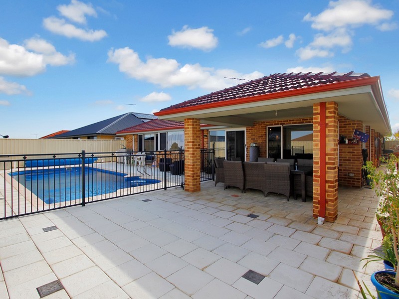 57 Sundowner Meander*, Banksia Grove WA 6031