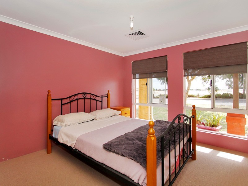 57 Sundowner Meander*, Banksia Grove WA 6031