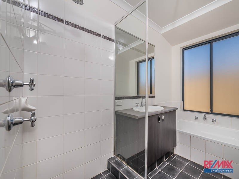 239 Landbeach Blvd, Butler WA 6036