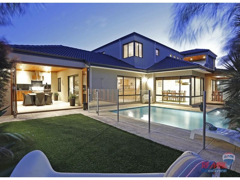 585 Burns Beach Road, Iluka WA 6028