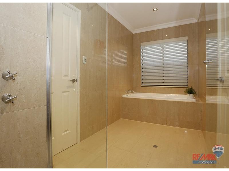 585 Burns Beach Road, Iluka WA 6028