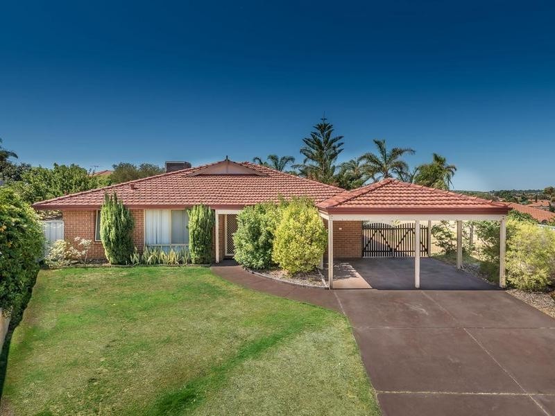 18 Darvel Close, Kinross WA 6028