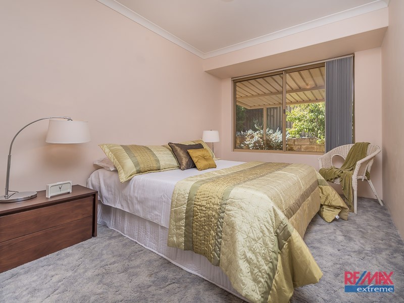 18 Darvel Close, Kinross WA 6028