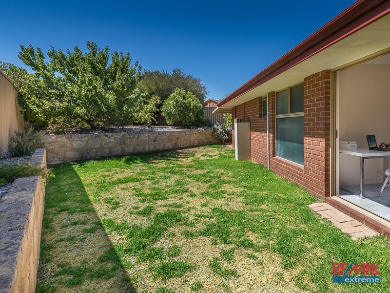 18 Darvel Close, Kinross WA 6028