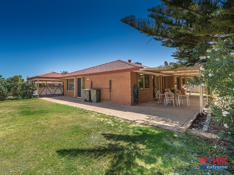 18 Darvel Close, Kinross WA 6028