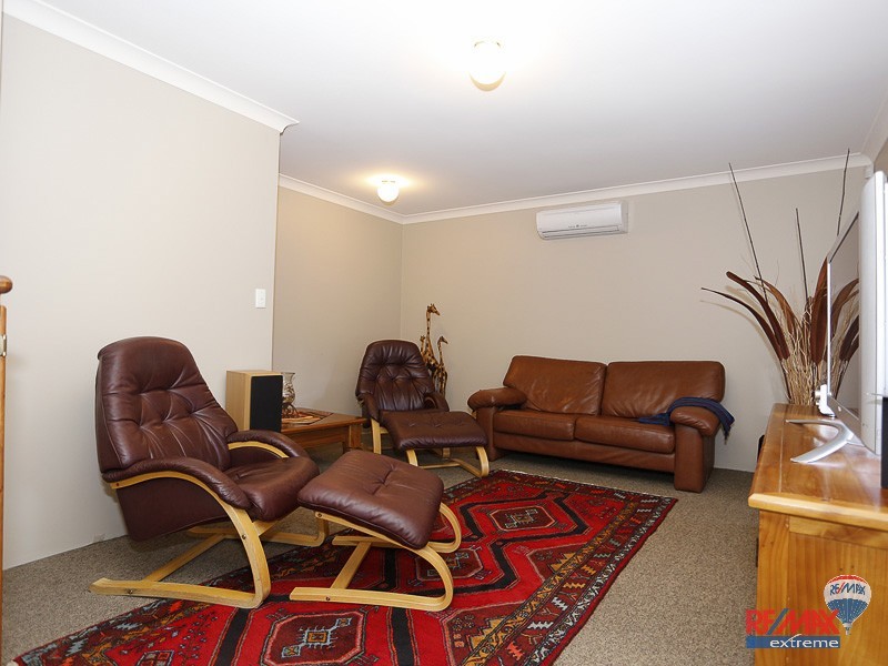 4 Martinup Court, Heathridge WA 6027