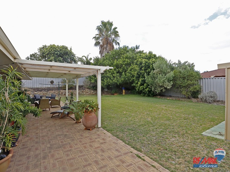 4 Martinup Court, Heathridge WA 6027