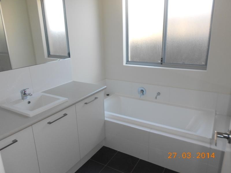 10 Whalan Road, Landsdale WA 6065