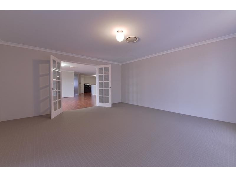 29 Basico Avenue, Sinagra WA 6065