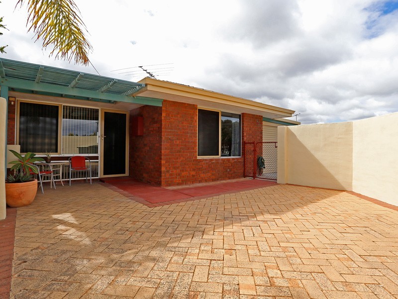 23b Camberwarra Drive, Craigie WA 6025