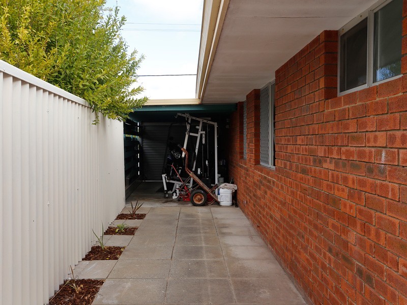 23b Camberwarra Drive, Craigie WA 6025