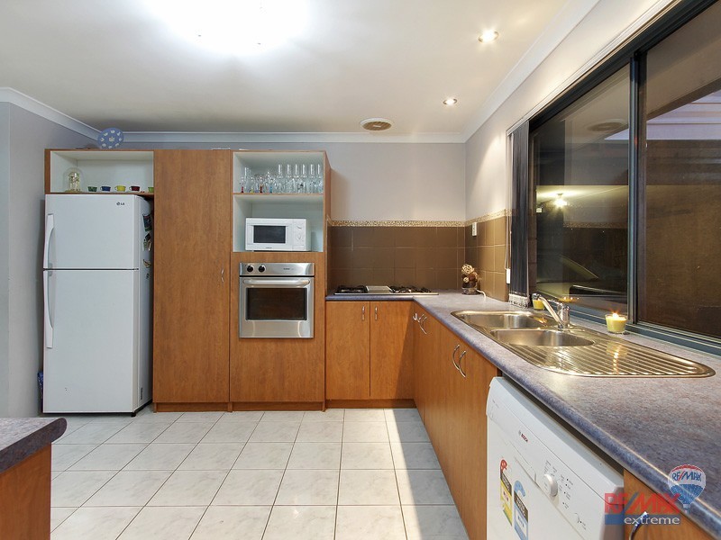 20 Pennine Pass, Merriwa WA 6030