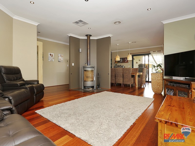 18 Dumaresq loop, Quinns Rocks WA 6030